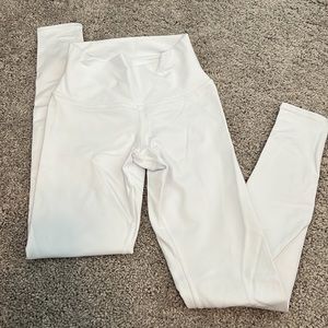 Alo yoga white leggings XXS